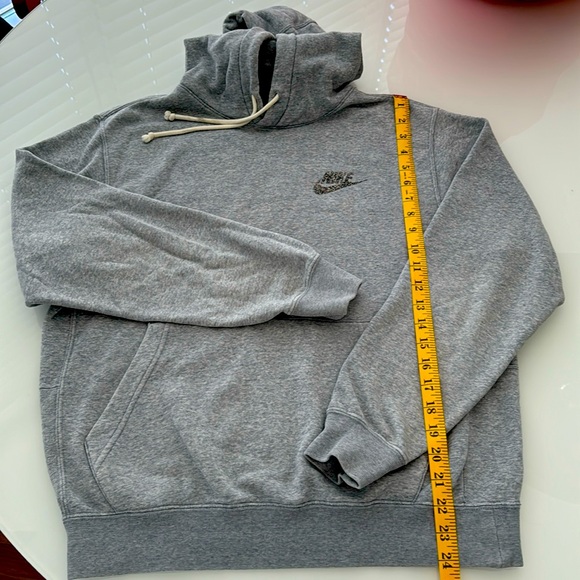 Nike! Grey hoodie, medium weight hoodie. Size S (Men’s) - Picture 8 of 16